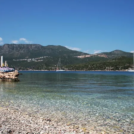 住宿加早餐酒店 Delos *