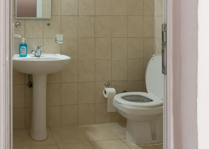 Delos Bed & Breakfast *