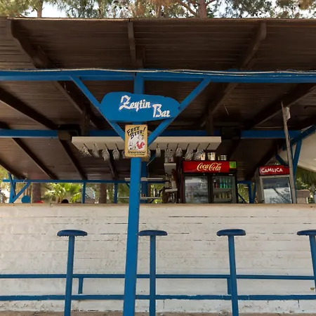 Delos *
